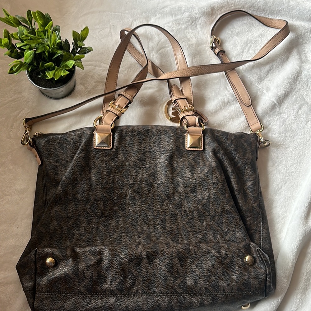 🌸 SOLD crossbody bag Michel Kors - Picture 2 of 6